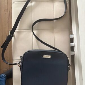 kate spade navy and black crossbody bag